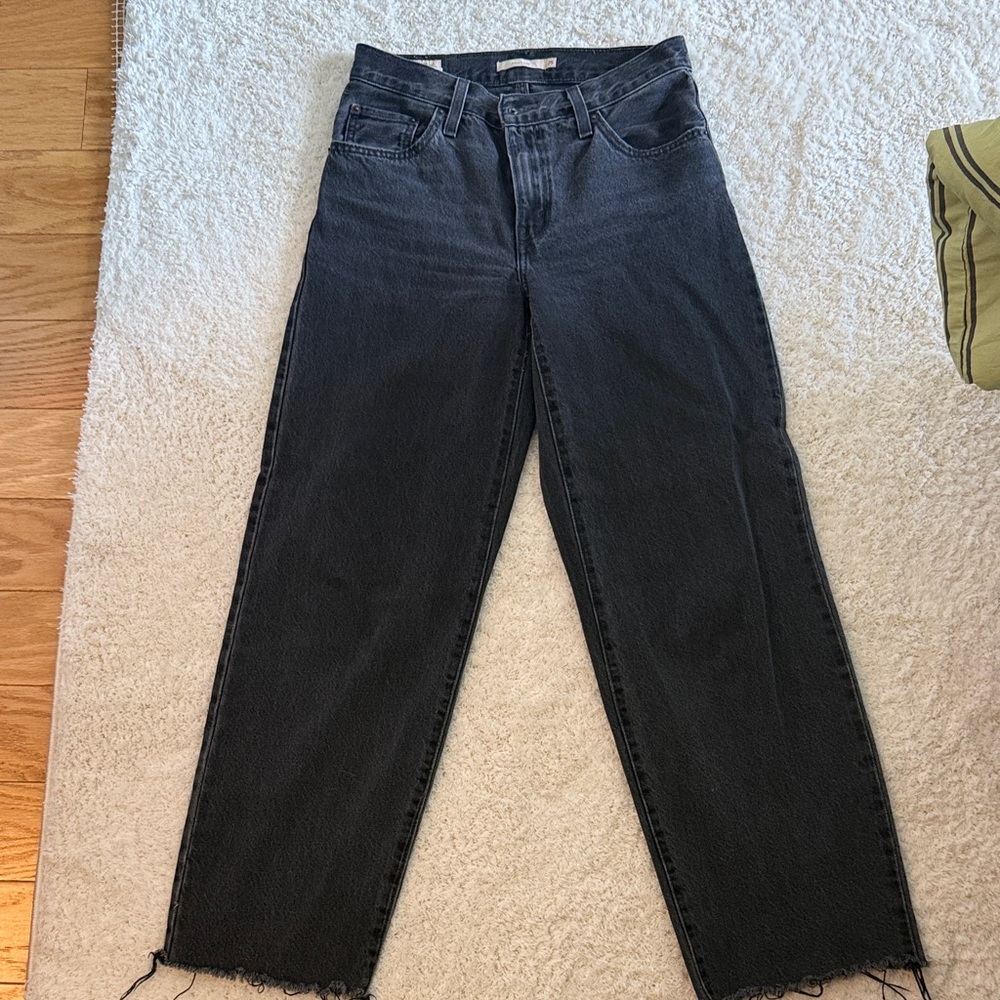 Levi’s baggy dad jeans